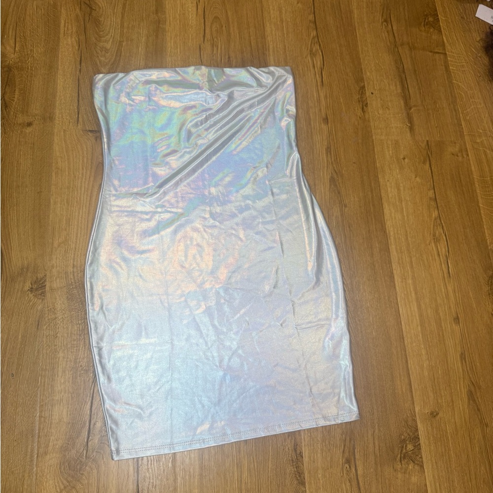 Fashion Nova Silver Strapless Top